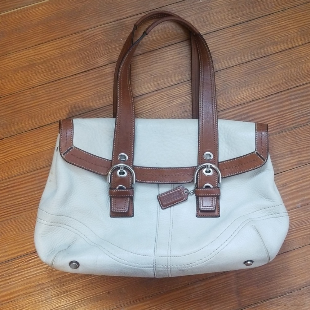 Vintage pebbled leather coach bag